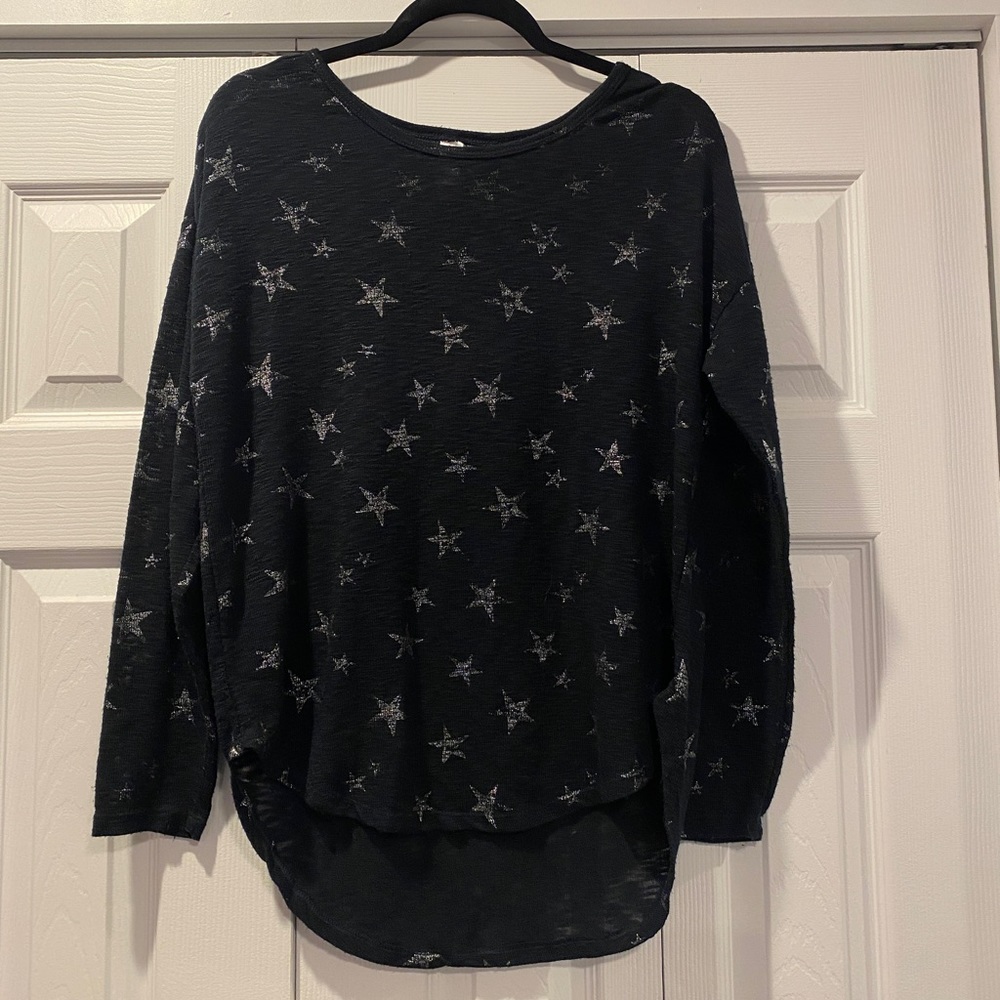 Long sleeve slightly high low top